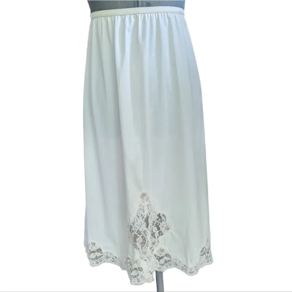 vintage‎ women's 60s light pastel pink nylon slip with lace trim - Picture 3 of 4